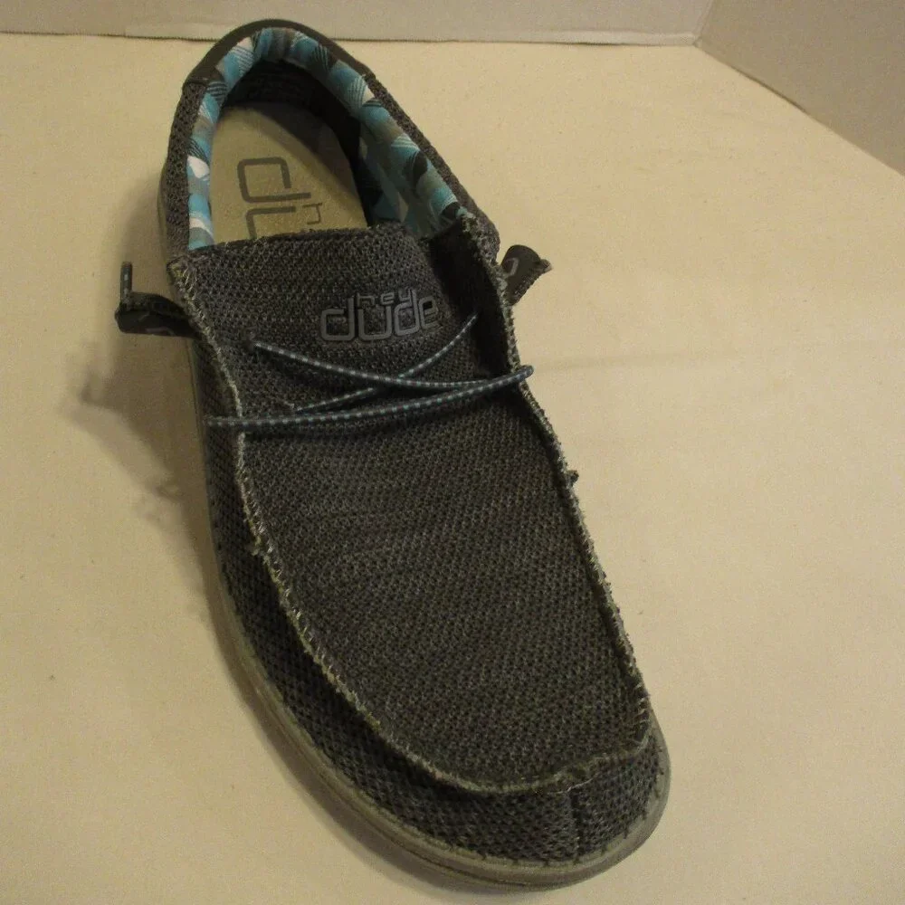 Hey Dude Shoes Wally Sox Men Size 9 Charcoal Travel Airport Vacation Fun Shoes
